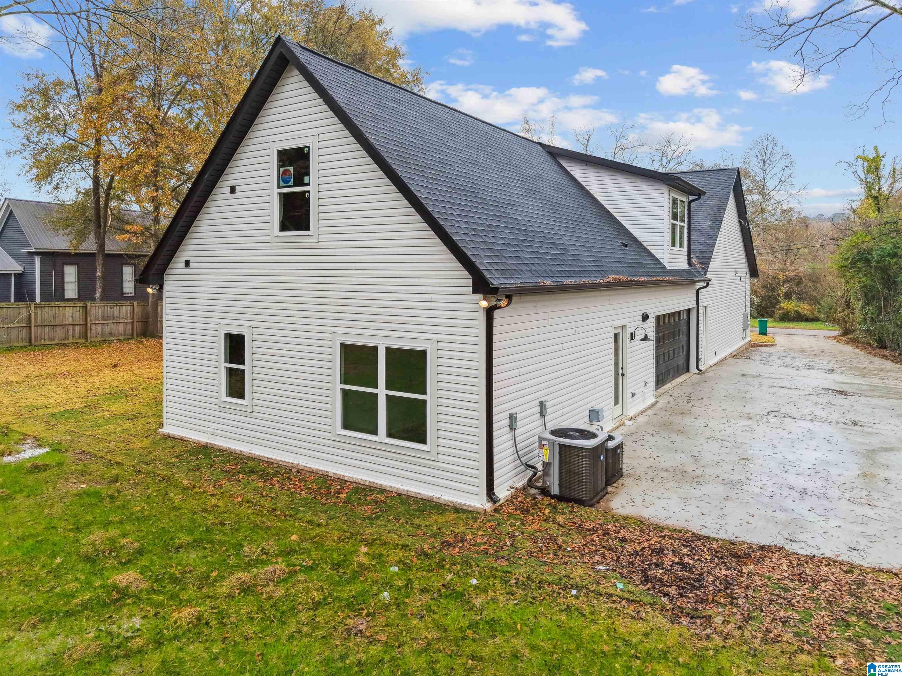 282 Robinson Street Springville, AL 35146 - Photo 7 of 68