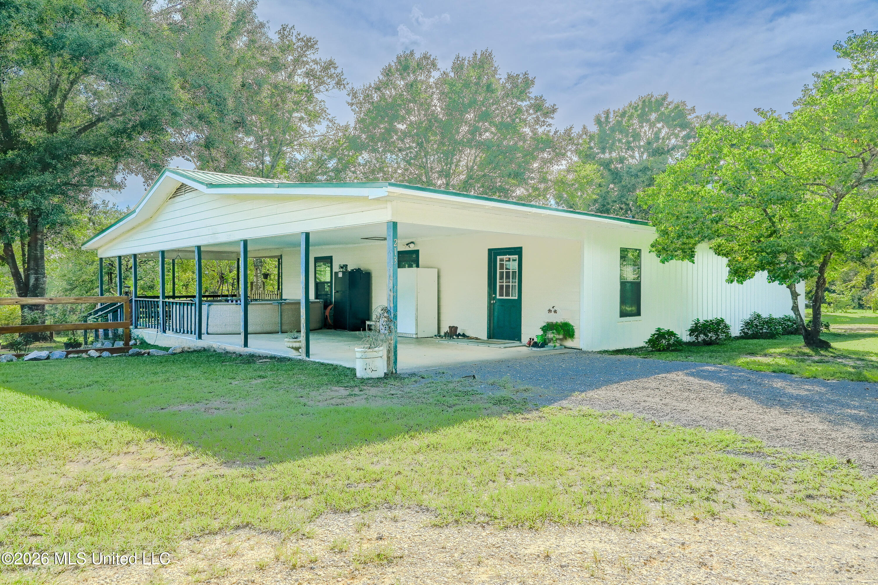 213 Sand Spring Loop Leakesville, MS 39451 - Photo 23 of 34 DSC_4092-HDR