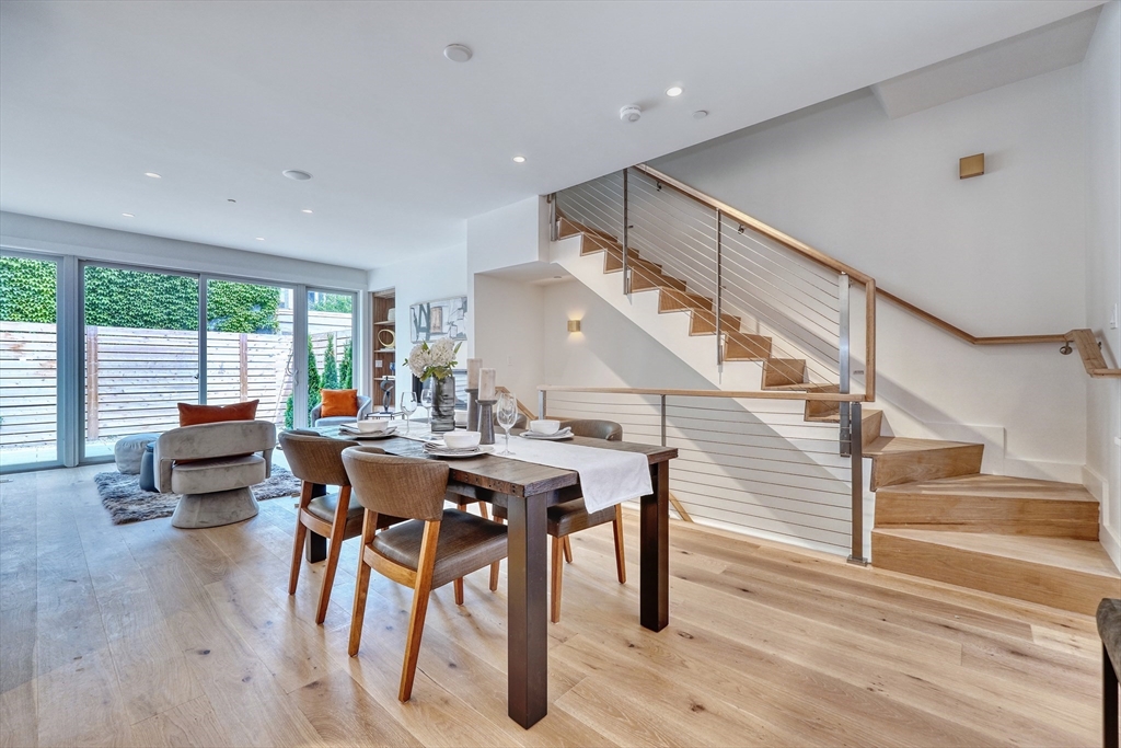 49 Bay State Road, Unit 3 Cambridge, MA 02138 - Photo 5 of 24 Gallery Image 5