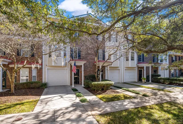$334,900 | 5007 Double Fox Road, Unit G5, Charleston, SC 29414
