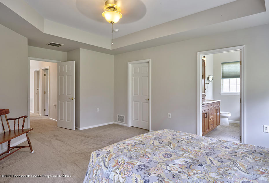 72 Hummingbird Drive Hamilton, NJ 08690 - Photo 16 of 28 72 Hummingbird Dr12 72