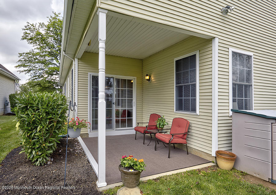 72 Hummingbird Drive Hamilton, NJ 08690 - Photo 24 of 28 72 Hummingbird Dr23 72