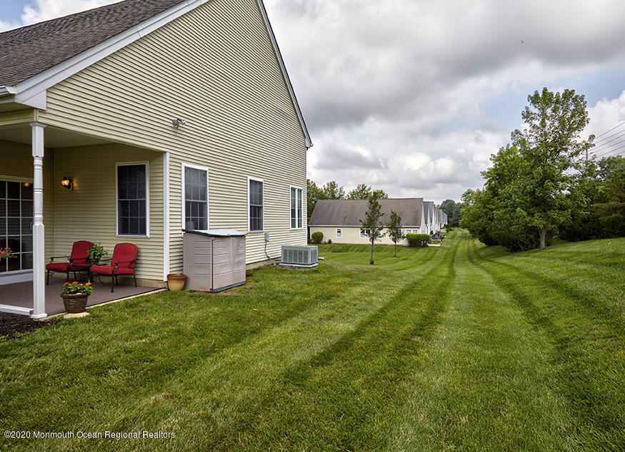 72 Hummingbird Drive Hamilton, NJ 08690 - Photo 25 of 28 72 Hummingbird Dr25 72