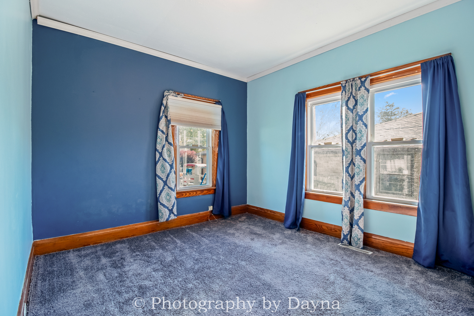 964 South Lincoln Avenue Kankakee, IL 60901 - Photo 9 of 29 a view of an empty room and window