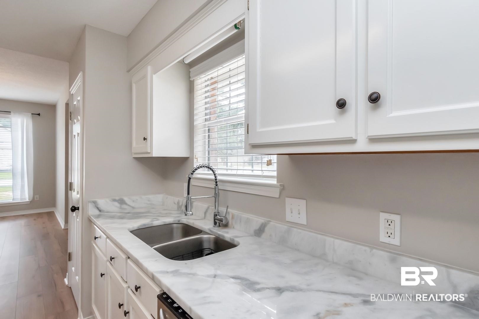 958 Henckley Avenue Mobile, AL 36609 - Photo 18 of 37