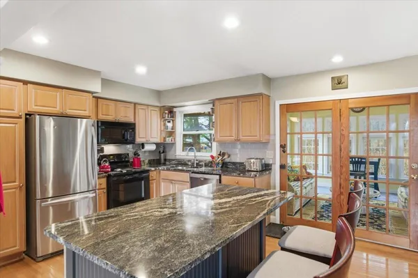 $669,900 | 338 Collamer Circle, Shelburne, VT 05482