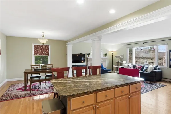 $669,900 | 338 Collamer Circle, Shelburne, VT 05482