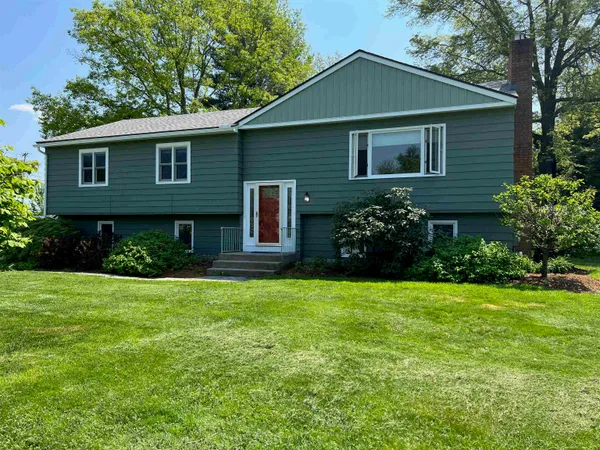 $669,900 | 338 Collamer Circle, Shelburne, VT 05482