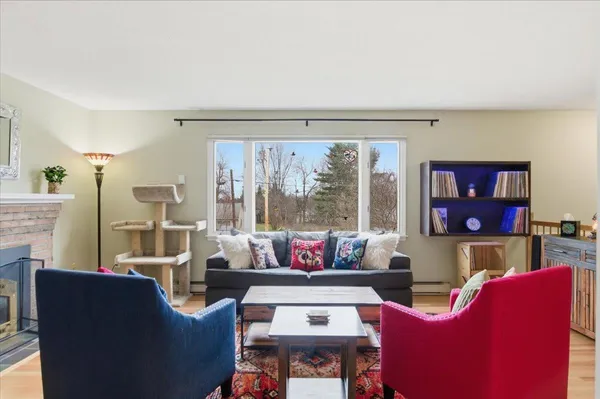 $669,900 | 338 Collamer Circle, Shelburne, VT 05482