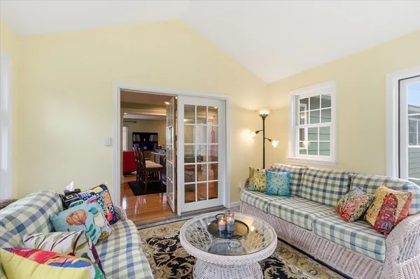 $669,900 | 338 Collamer Circle, Shelburne, VT 05482