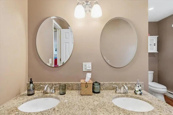 $669,900 | 338 Collamer Circle, Shelburne, VT 05482