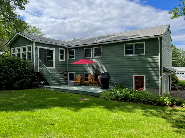 $669,900 | 338 Collamer Circle, Shelburne, VT 05482