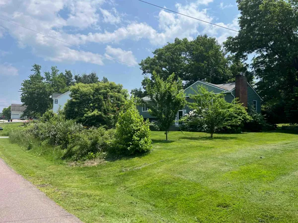 $669,900 | 338 Collamer Circle, Shelburne, VT 05482