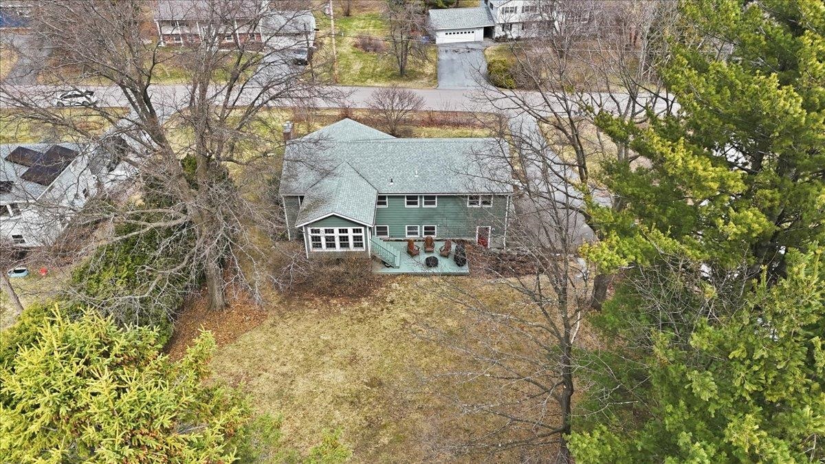 338 Collamer Circle Shelburne, VT 05482 - Photo 7 of 60