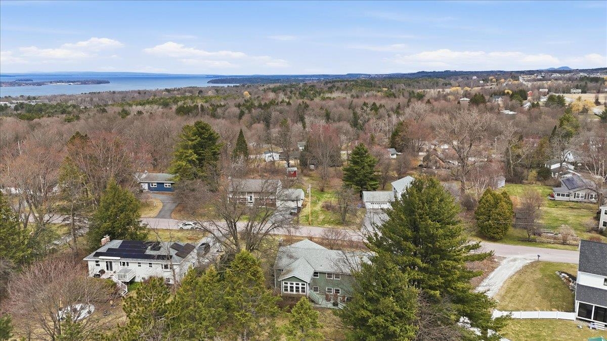 338 Collamer Circle Shelburne, VT 05482 - Photo 8 of 60