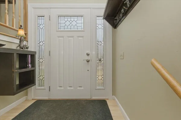 $669,900 | 338 Collamer Circle, Shelburne, VT 05482