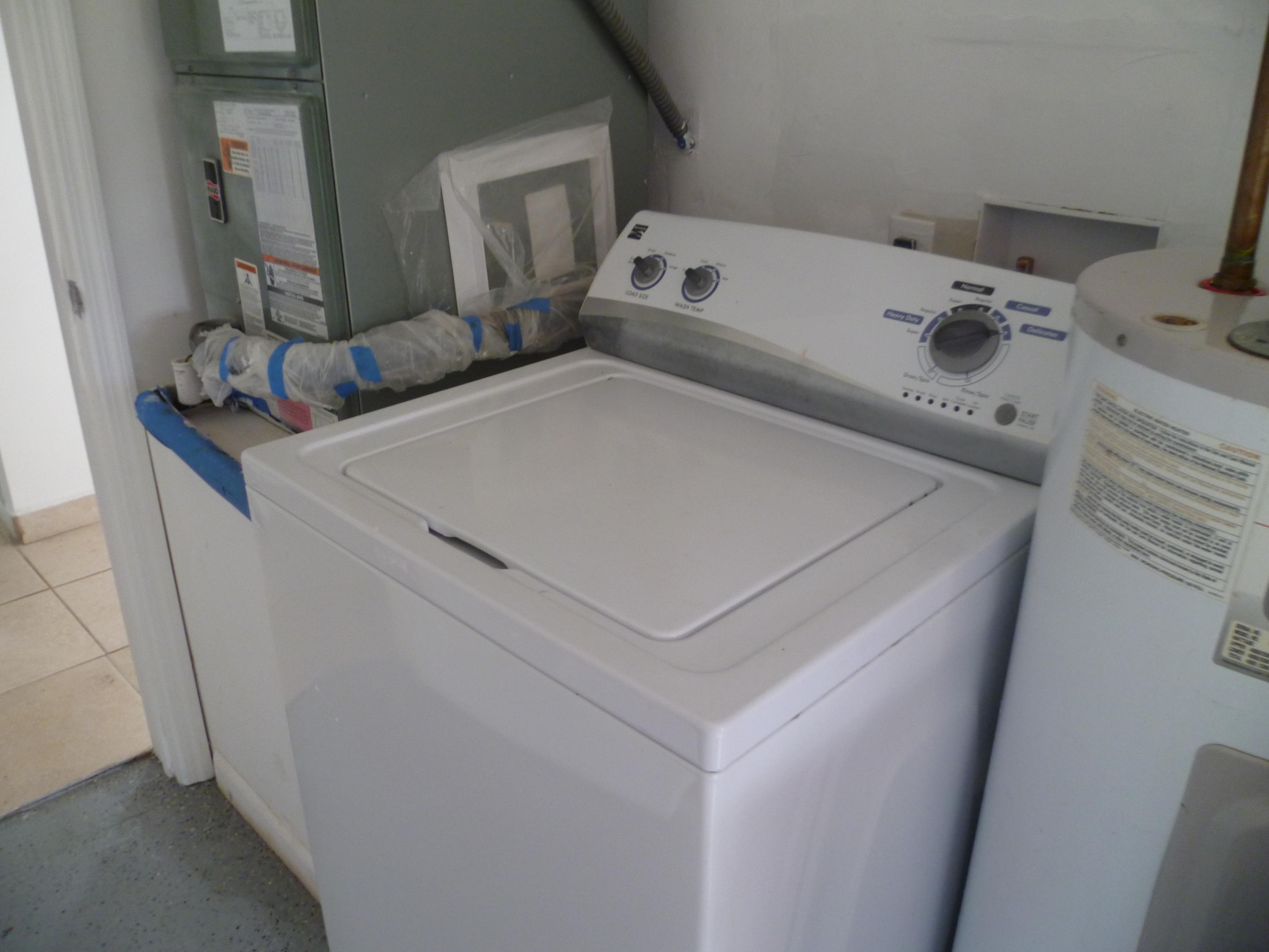 5541 North Lewis Road West Palm Beach, FL 33415 - Photo 12 of 31 P1030015