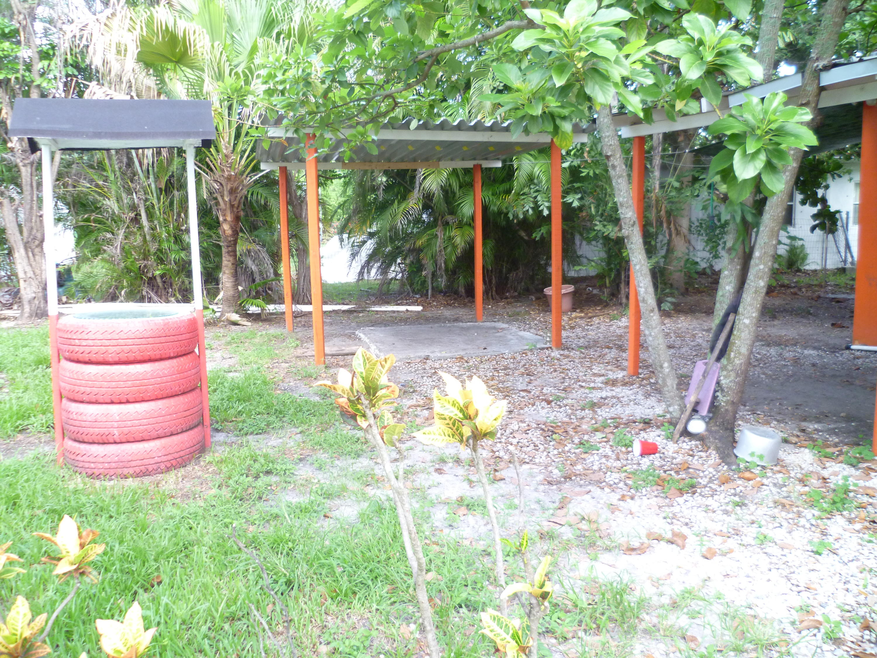 5541 North Lewis Road West Palm Beach, FL 33415 - Photo 19 of 31 P1030008