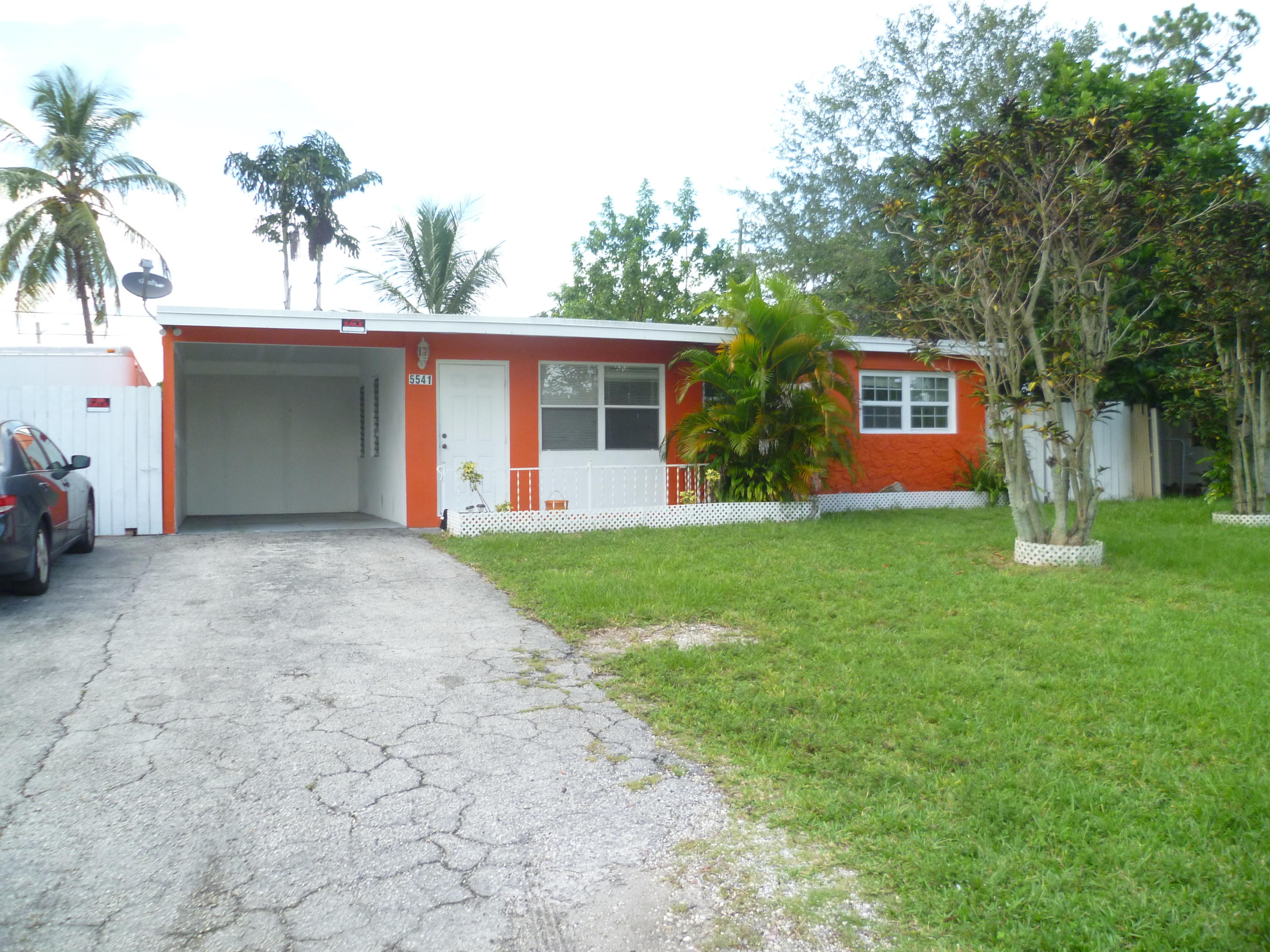 5541 North Lewis Road West Palm Beach, FL 33415 - Photo 29 of 31 P1030029