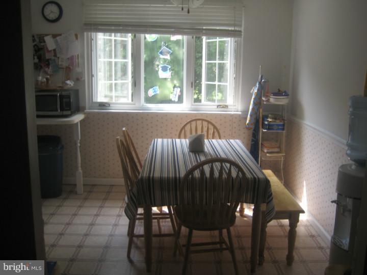 10236 West Keswick Road Philadelphia, PA 19114 - Photo 11 of 20 Gallery Image 11