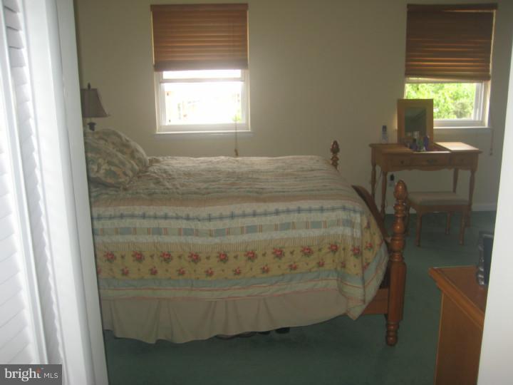 10236 West Keswick Road Philadelphia, PA 19114 - Photo 15 of 20 Gallery Image 15