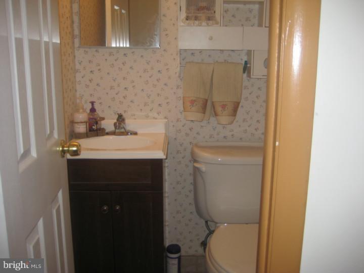 10236 West Keswick Road Philadelphia, PA 19114 - Photo 16 of 20 Gallery Image 16