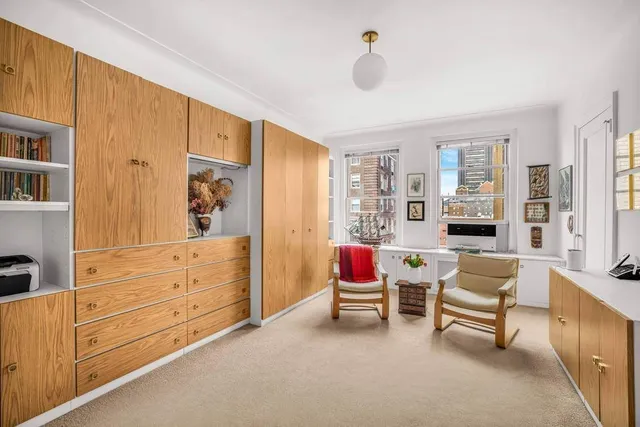 $4,900,000 | 8 East 96th Street, Unit 10B | Upper East Side