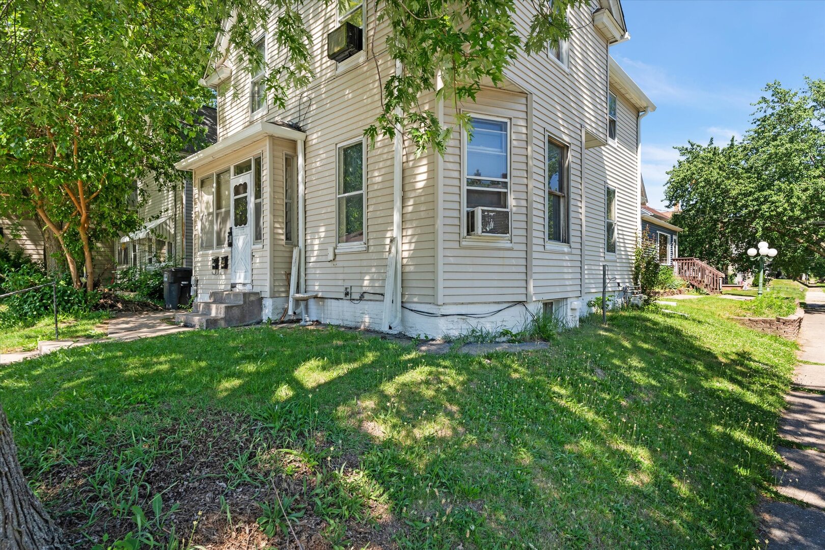 1730 10th Street Moline, IL 61265 - Photo 3 of 14
