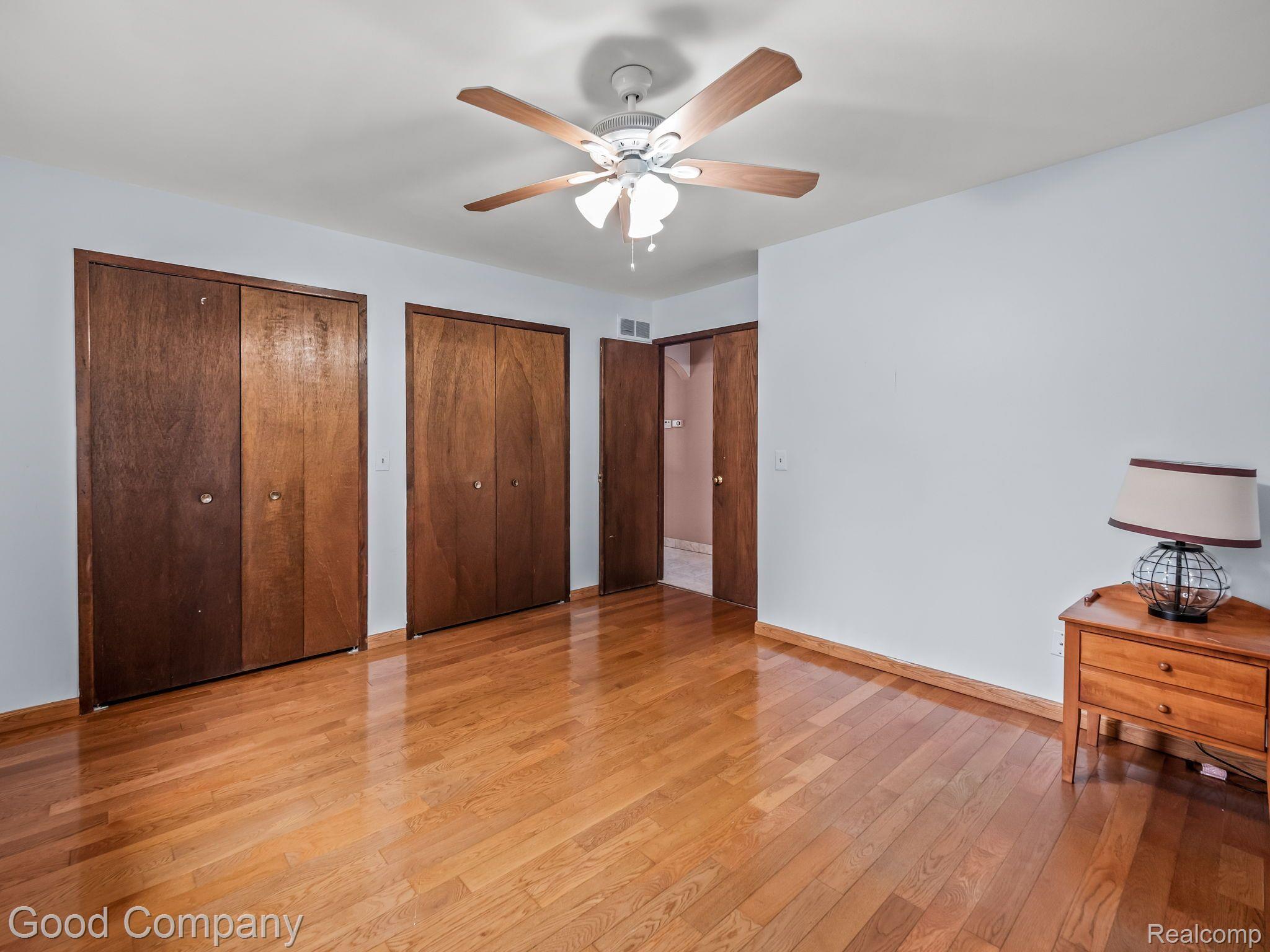 1041 Milverton Road Troy, MI 48083 - Photo 17 of 24 Gallery Image 17