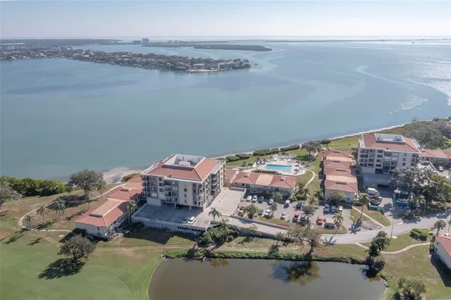 $229,000 | 6104 Palma Del Mar Boulevard South, Unit 405, St. Petersburg, FL 33715