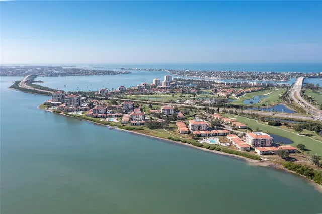 $229,000 | 6104 Palma Del Mar Boulevard South, Unit 405, St. Petersburg, FL 33715