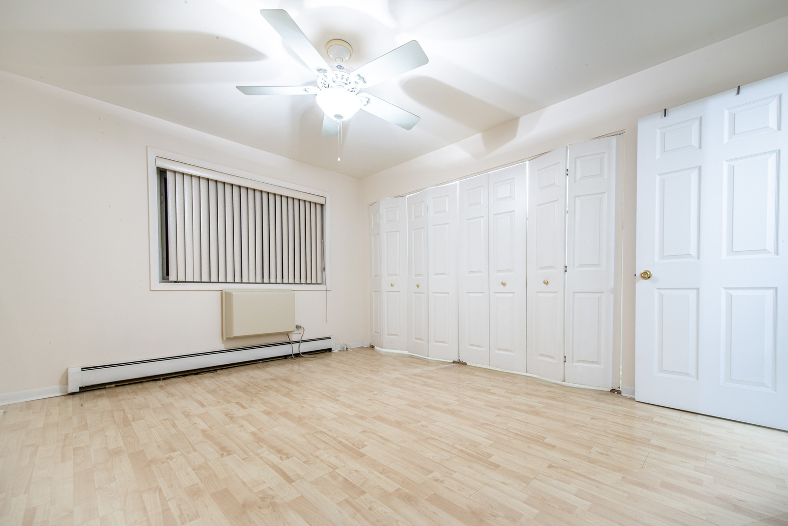 2226 South Goebbert Road, Unit 270 Arlington Heights, IL 60005 - Photo 14 of 27 a view of an empty room with a window