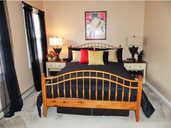 138 West Merrimack Street, Unit 2 Manchester, NH 03101 - Photo 13 of 26