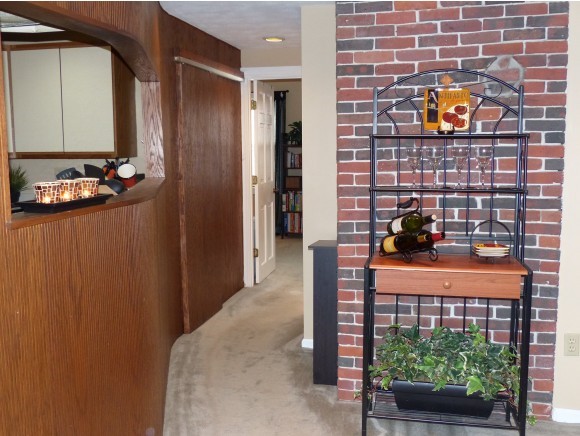 138 West Merrimack Street, Unit 2 Manchester, NH 03101 - Photo 14 of 26