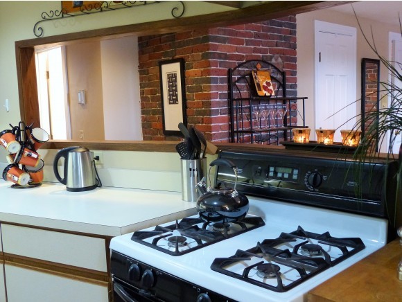 138 West Merrimack Street, Unit 2 Manchester, NH 03101 - Photo 5 of 26