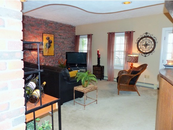 138 West Merrimack Street, Unit 2 Manchester, NH 03101 - Photo 9 of 26