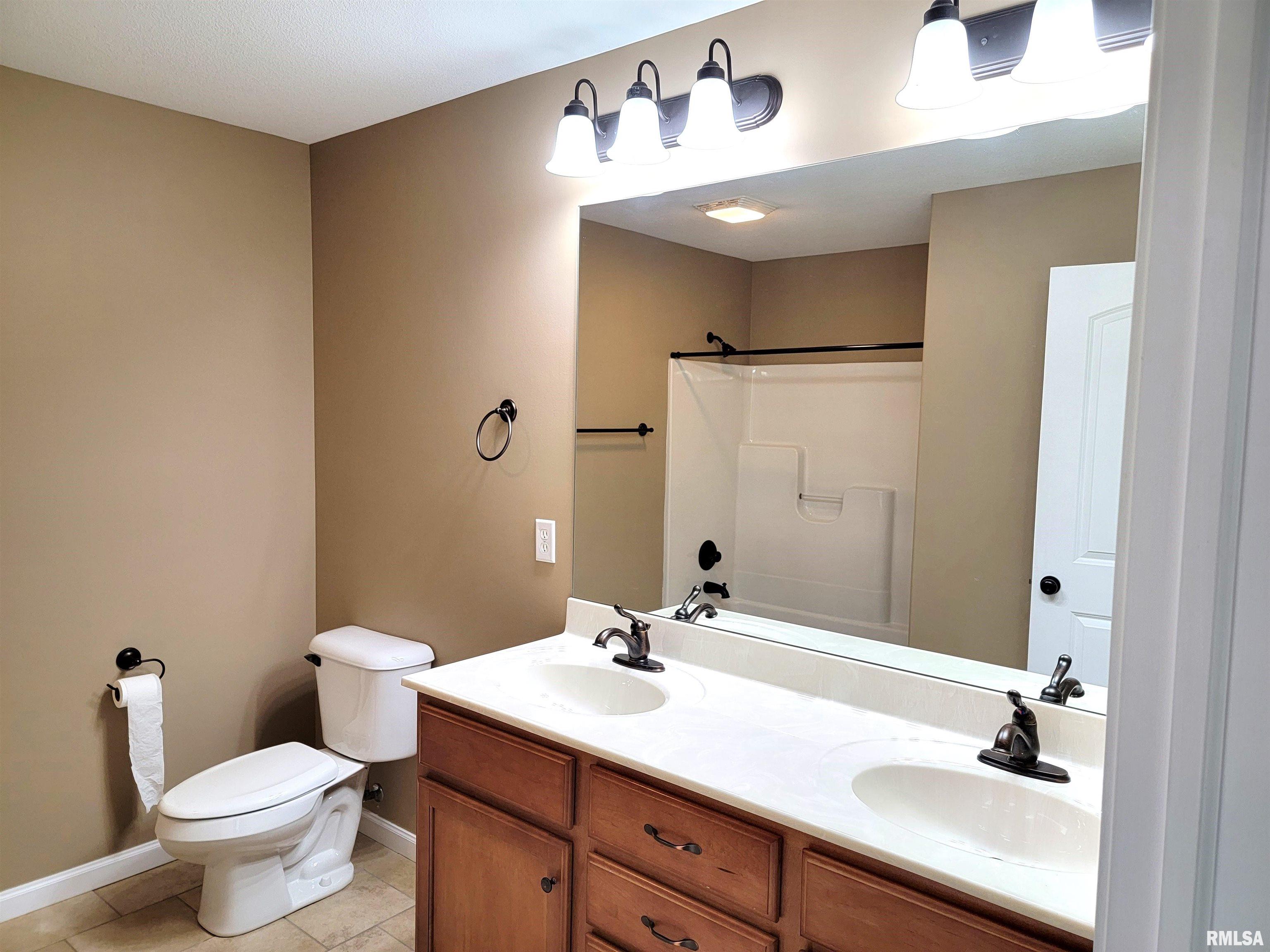 114 Marvin Court Germantown Hills, IL 61548 - Photo 13 of 21