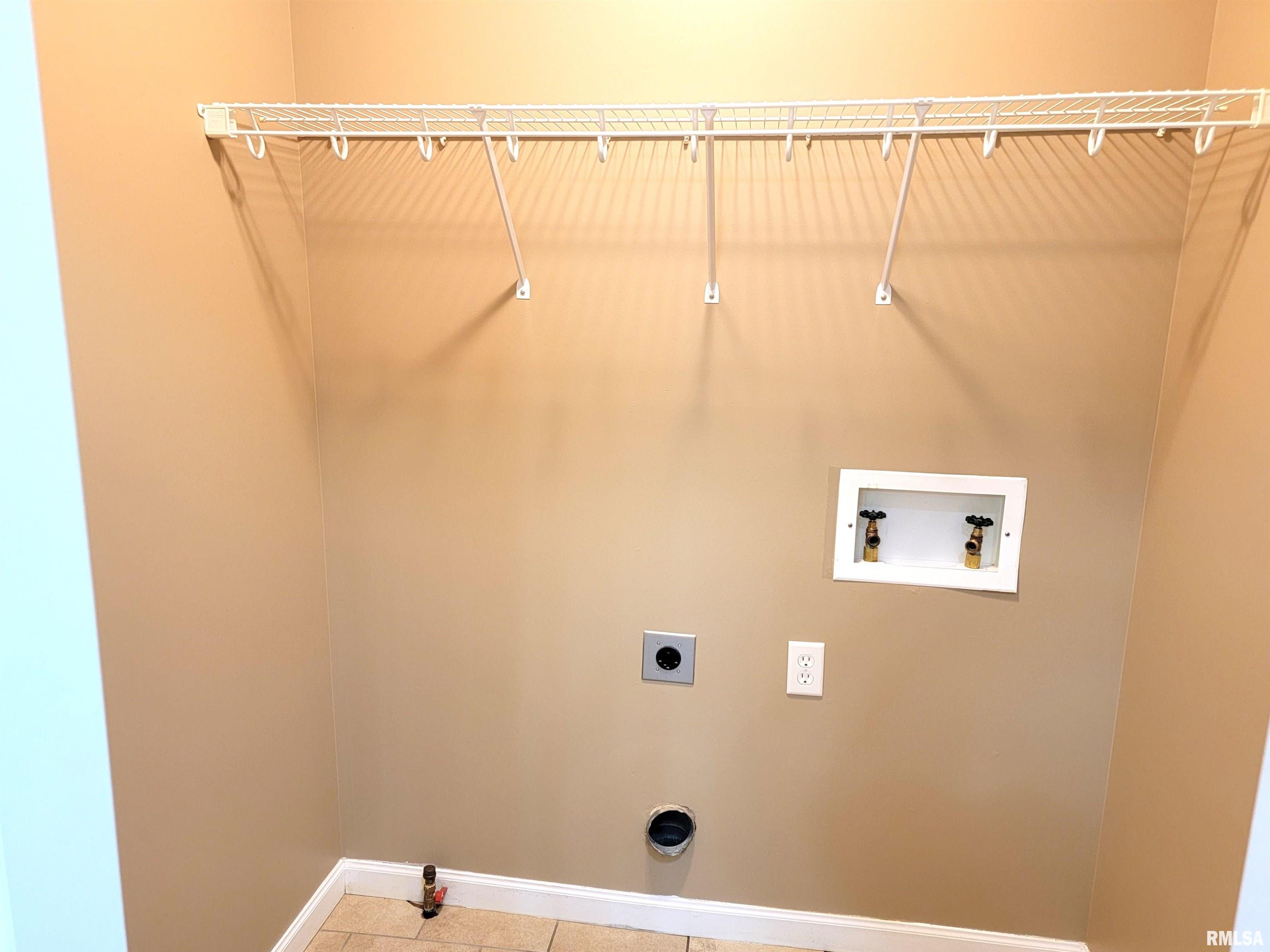 114 Marvin Court Germantown Hills, IL 61548 - Photo 15 of 21