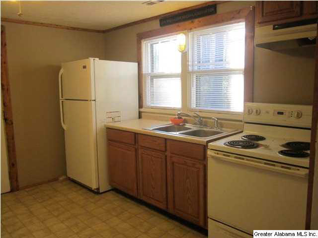 3780 Hilltop Road Southeast Bessemer, AL 35022 - Photo 17 of 27