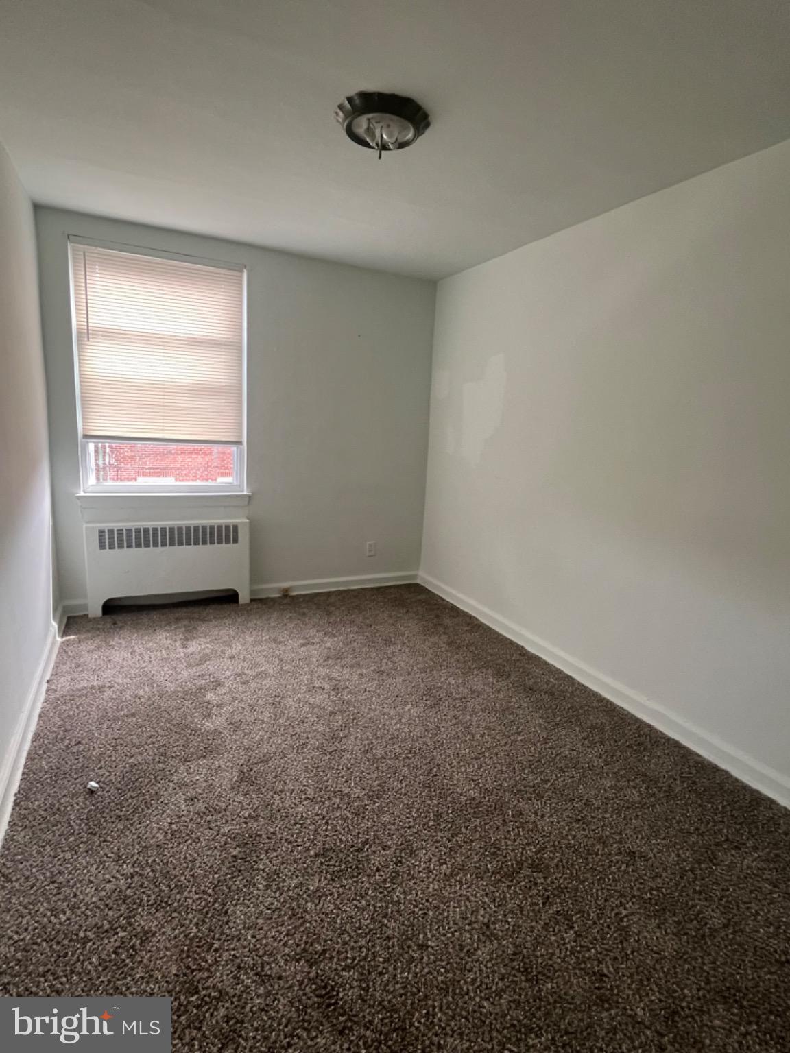 914 East Sharpnack Street Philadelphia, PA 19150 - Photo 3 of 6 Bright and inviting blank canvas space.