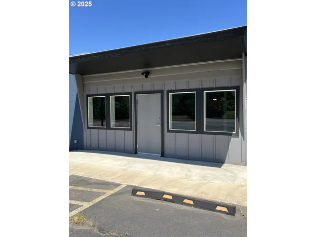 $169,000 | 48017 Highway 58, Oakridge, OR 97463