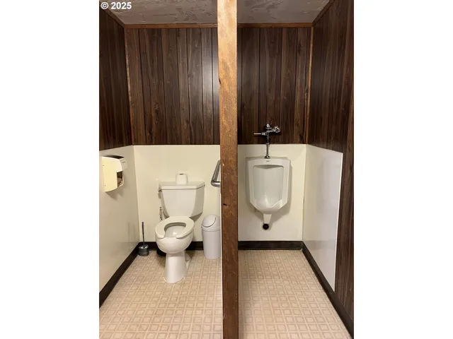 $169,000 | 48017 Highway 58, Oakridge, OR 97463