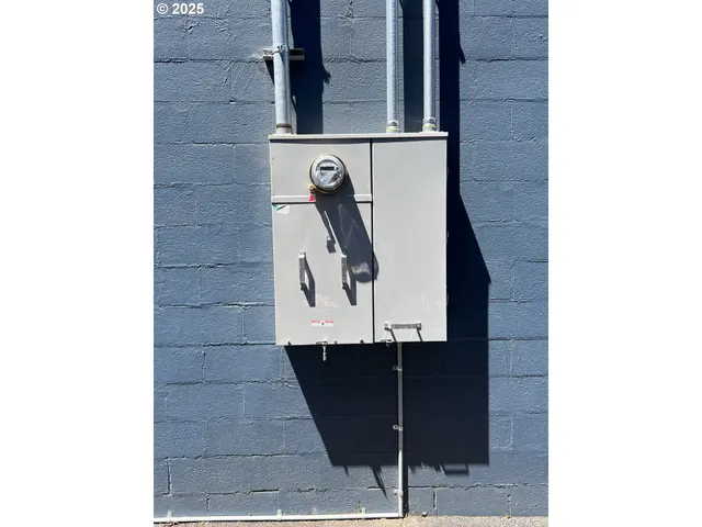 $169,000 | 48017 Highway 58, Oakridge, OR 97463