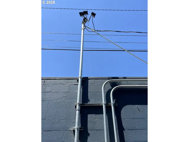 $169,000 | 48017 Highway 58, Oakridge, OR 97463