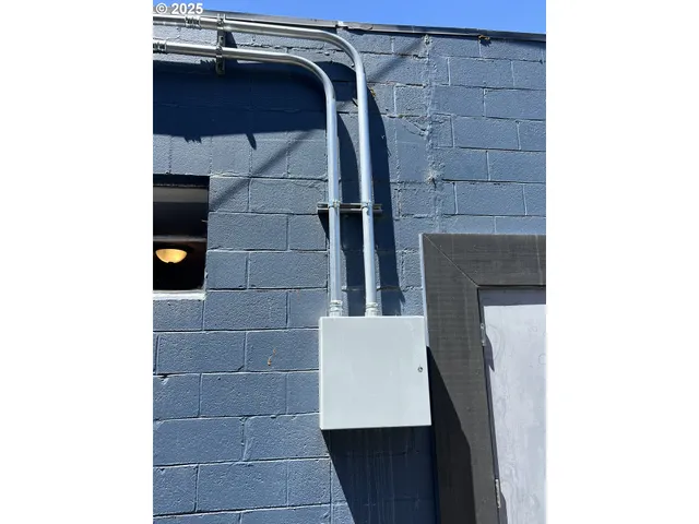 $169,000 | 48017 Highway 58, Oakridge, OR 97463