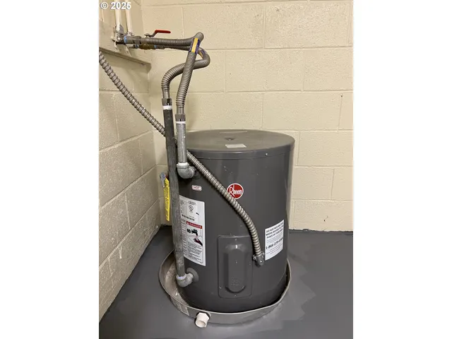 $169,000 | 48017 Highway 58, Oakridge, OR 97463