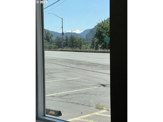 $169,000 | 48017 Highway 58, Oakridge, OR 97463