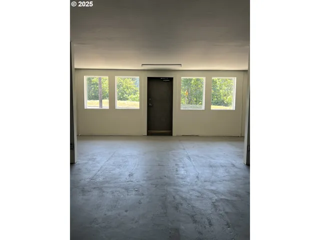 $169,000 | 48017 Highway 58, Oakridge, OR 97463