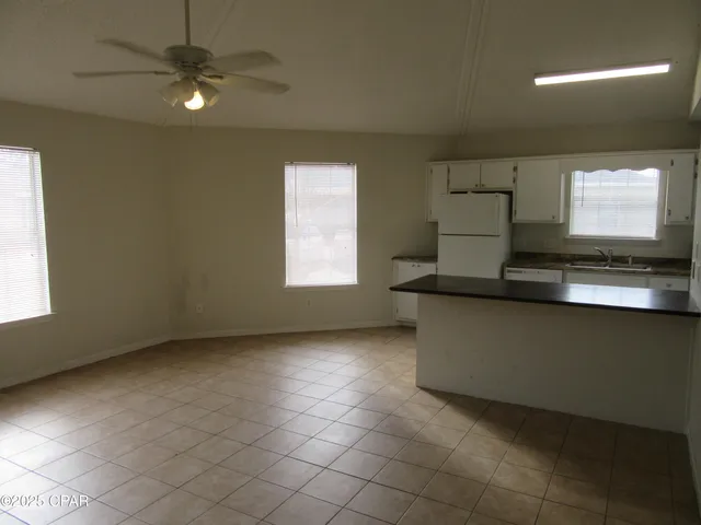 $1,125 | 1401 Gulf Avenue, Unit 7, Panama City, FL 32401