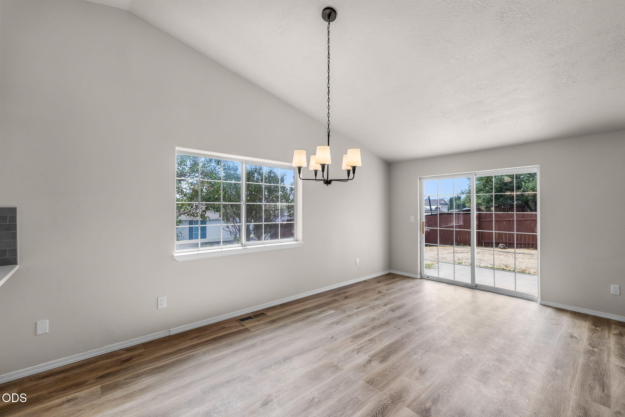 629 Deer Ridge Court Madras, OR 97741 - Photo 12 of 33 Gallery Image 12
